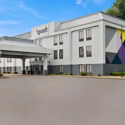 Spark By Hilton Newcomerstown