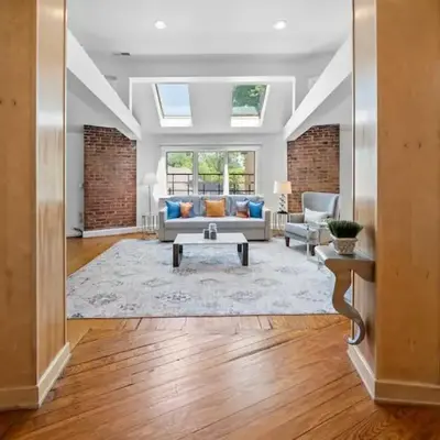 Hyde Park Penthouse with Private Patio