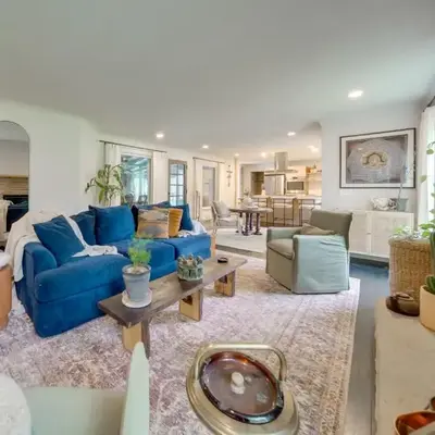 Stylish Willoughby Hills Retreat with Fireplace!