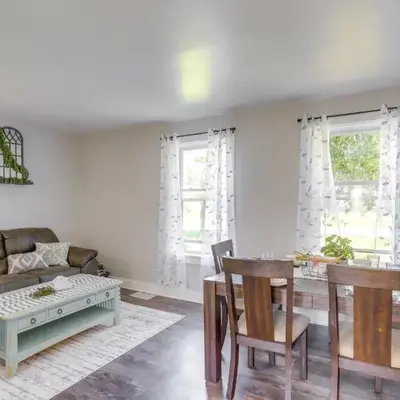 Cozy Greenwich Vacation Rental with Fire Pit