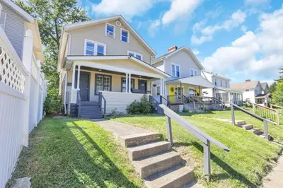 a row of houses in a residential neighborhood at The Champion Abode 2 in Columbus