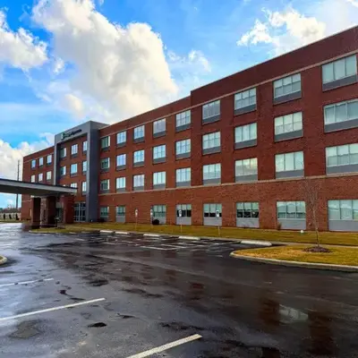 Holiday Inn Express & Suites Columbus - New Albany by IHG