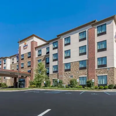 Comfort Suites Bridgeport - Clarksburg