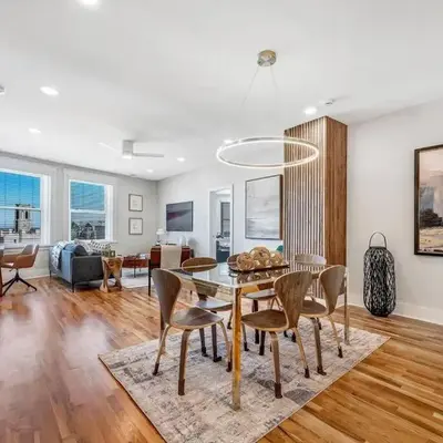 3 Bdrm 3 Full Bath Tower View walk up