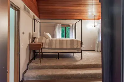 Gallery image of Dogwood Retreat with big pool! in Warsaw