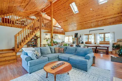 Gallery image of Delaware Wooded River Retreat with Views and More in Delaware