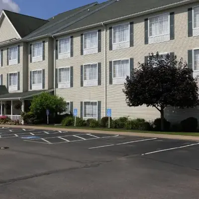 Coshocton Village Inn & Suites