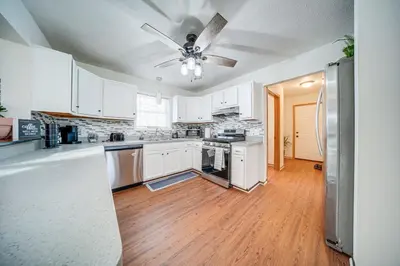Gallery image of Charming Cleveland Home 5 Mi to Downtown! in Cleveland