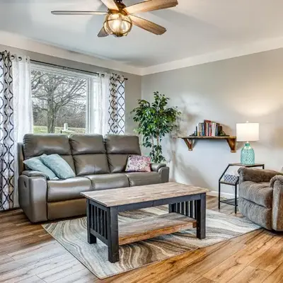 7 Mi to Depot District Richmond Home with Fire Pit