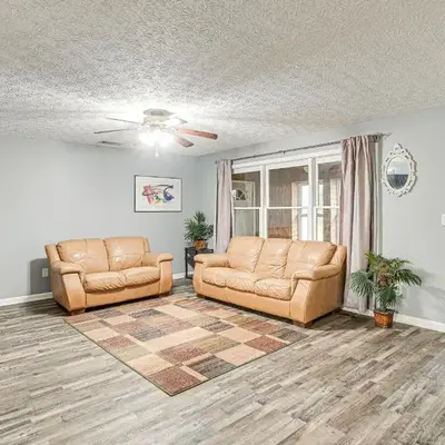 Spacious Delaware Home with Game Room!