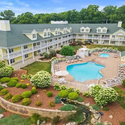 Kelleys Island Venture Resort