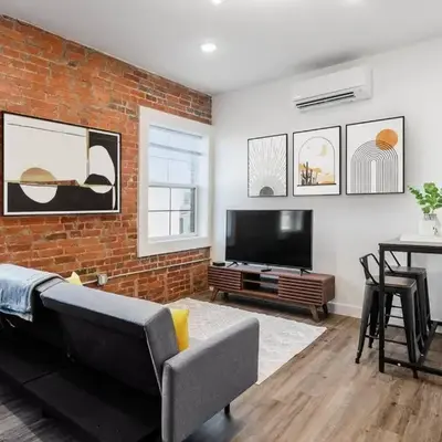 Trendy Loft Escape with Pool Table Bring Your Pets