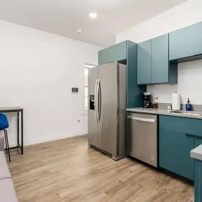 Oasis with Pool Table! Stylish Stay