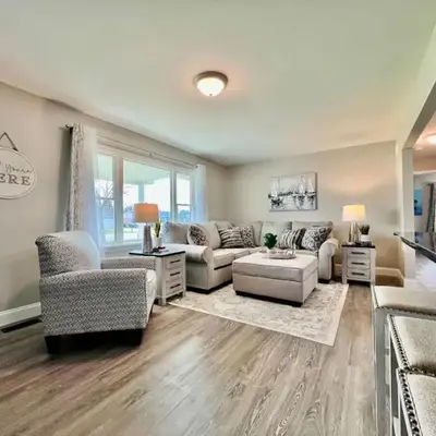 New remodel exquisite master suite Trenton