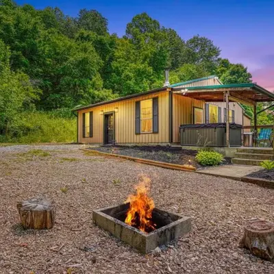 Swaying Pines Cabin w/EV Charger