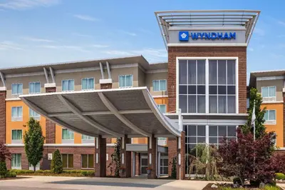 a rendering of the front of a molalla hotel at Wyndham Avon in Avon Center