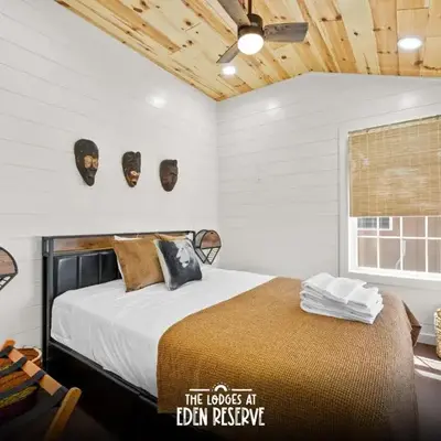Block of 7 Lodges at Eden Reserve - For Groups