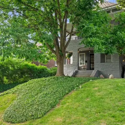 Cincinnati Apartment 1 Mi to Hyde Park Square!