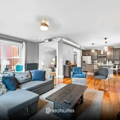 1BR - Walk to Convention Center & Stadiums