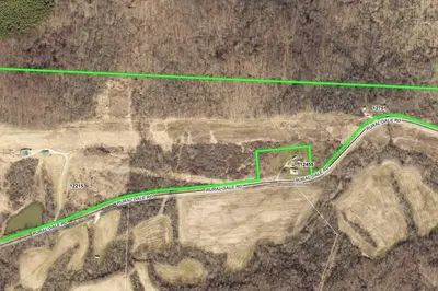 a map of a road with a green line at Lodge 65AC Zanesville Muskingum AEP WIFI CELL SVC in Blue Rock