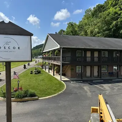 The Roscoe Boutique Motel