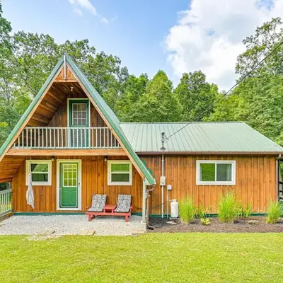 5 Mi to Cave Run Lake Wellington Cabin with Deck!