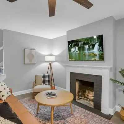The Huron Charmer-4 BD and Yard
