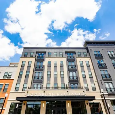 3 Stylish apartments near shops and entertainment