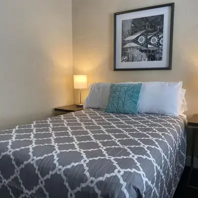 Dayton with 5 Beds Sleeps 10 2 Bedrooms plus WIFI