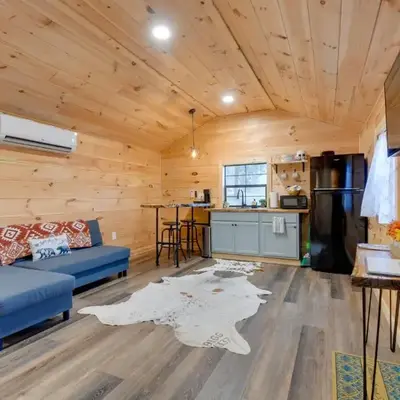 Stout Cabin with Fire Pit 1 Mi to Ohio River!