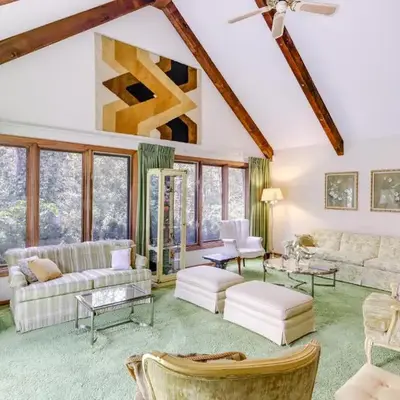 Retro Ohio Home on 1-Acre Property