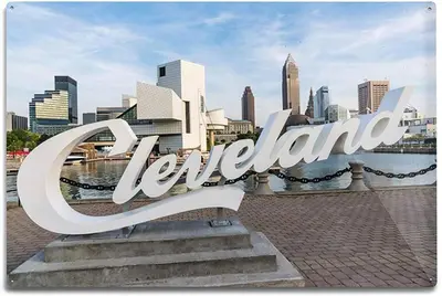 a sign that reads la villeiane in front of a city at Stylish King Bed, 2BDRM, 1 Mile to DTWN, Game Room in Cleveland