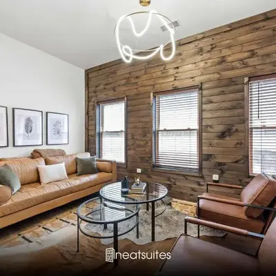 Top-Rated 1BR Near Convention Center & Parking