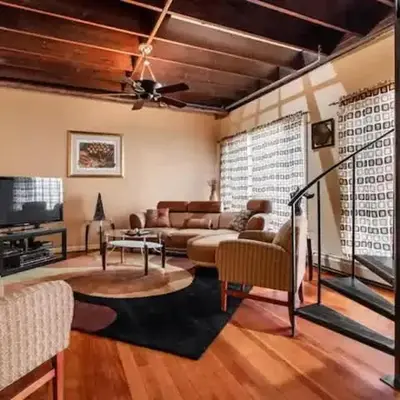 Spacious Family Getaway - Near Cleveland Clinic