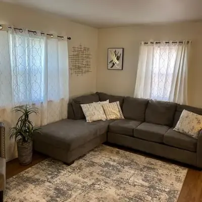 Cozy Apartment 6 miles from Downtown