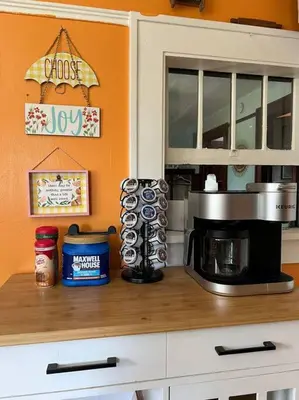 a kitchen counter with a coffee maker and a microwave at Pendleton Getaway in Pendleton