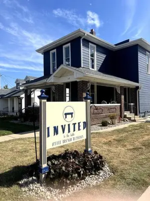 a house with a sign in front of it at Pendleton Getaway in Pendleton