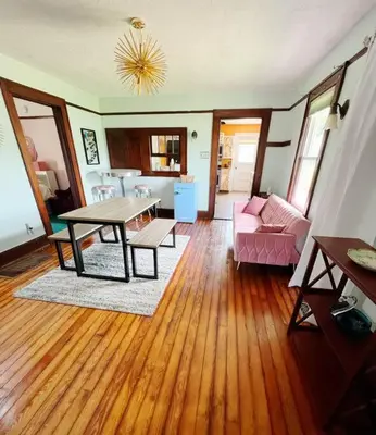 a living room with a table and a couch at Pendleton Getaway in Pendleton