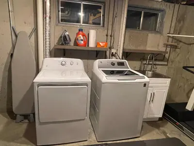 a kitchen with a stove and a sink at Bluegrass Resort - Nature rich escape, Between the Creation & ARK, Fully equipped kitchen, Pet friendly, Fire pit in Union