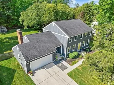 an overhead view of a house with a garage at Peaceful Dove in Tylersville