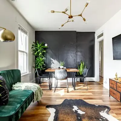 Jungle House Columbus Downtown Free Parking Sleeps 8 - Near Convention Center & Nationwide Arena - 2BR Luxury Home - Pet Friendly Over 5