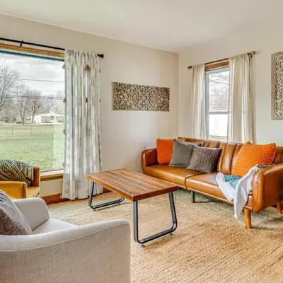 17 Mi to Brookville Lake Home with In-Unit Laundry