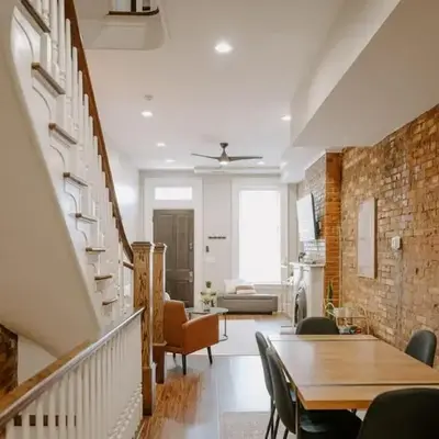 Stunning 4BR Townhome Rooftop City Views