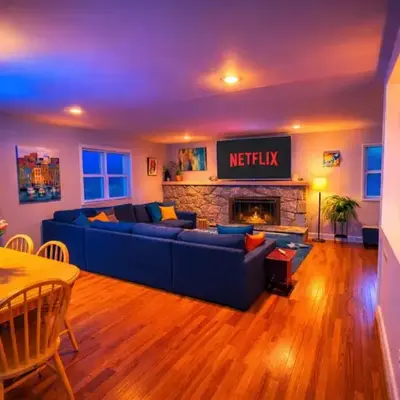 Large Private Ranch - Master Bedroom Suite with King Bed and private Bathroom - Fenced Yard - Pets & Kids Welcome - Pool Table