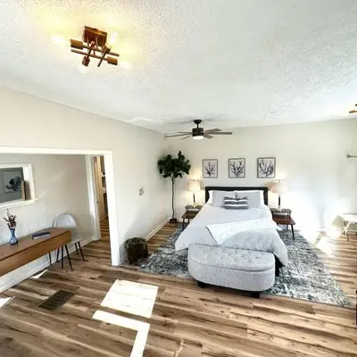 University Suite 
