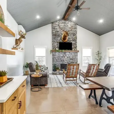 Family Retreat with Fire Pit and Yard in Mineral City