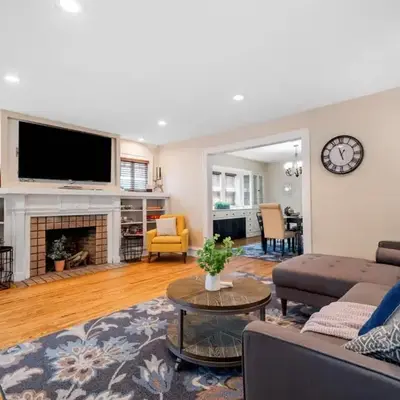 6 Bedroom Entire Duplex for Large Groups