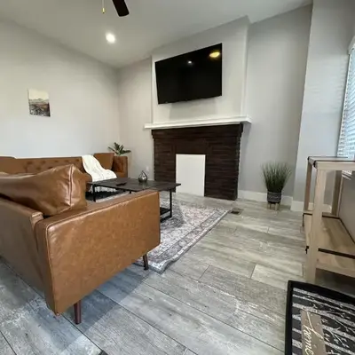 Urban Retreat 2BR Near Downtown