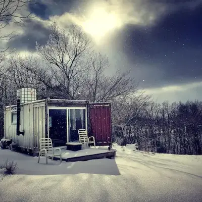 Rustic Container Accommodation for Glamping in Kentucky