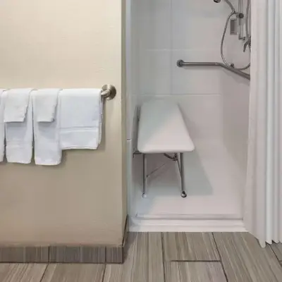 Super 8 by Wyndham Copley Akron